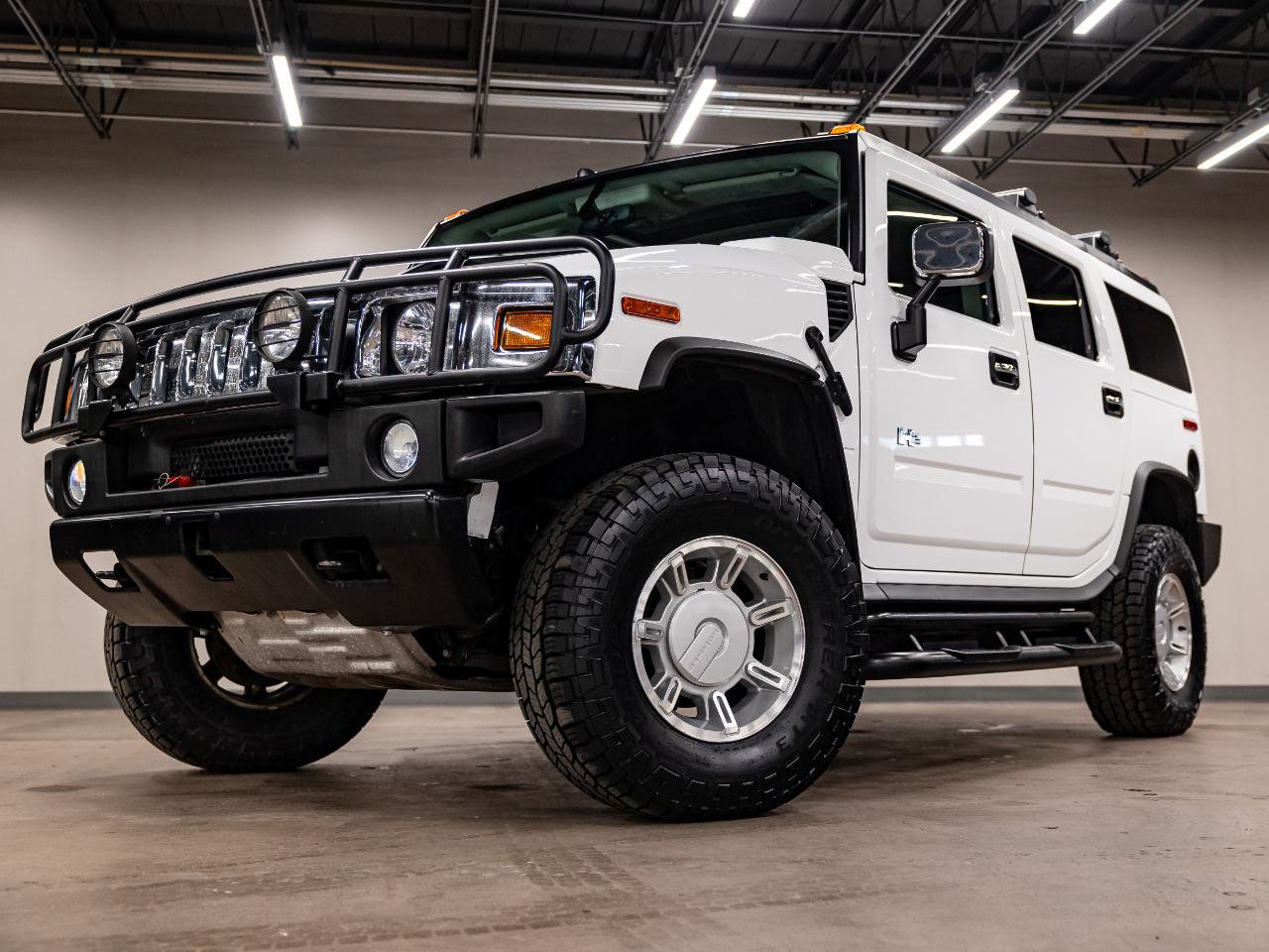 Used 2003 HUMMER H2 w/ Preferred Equipment Group image 22