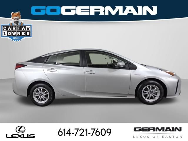 Used 2021 Toyota Prius LE image 7