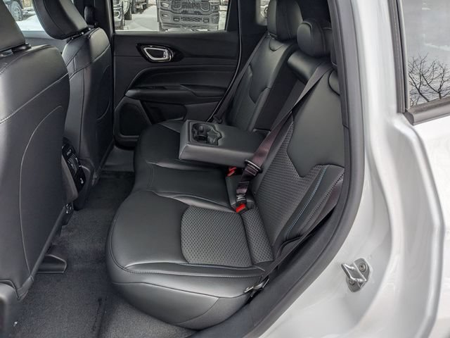 New 2026 Jeep Compass Latitude AWD/4WD image 12
