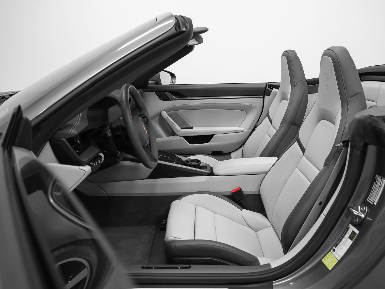 Certified 2025 Porsche 911 Carrera RWD image 53