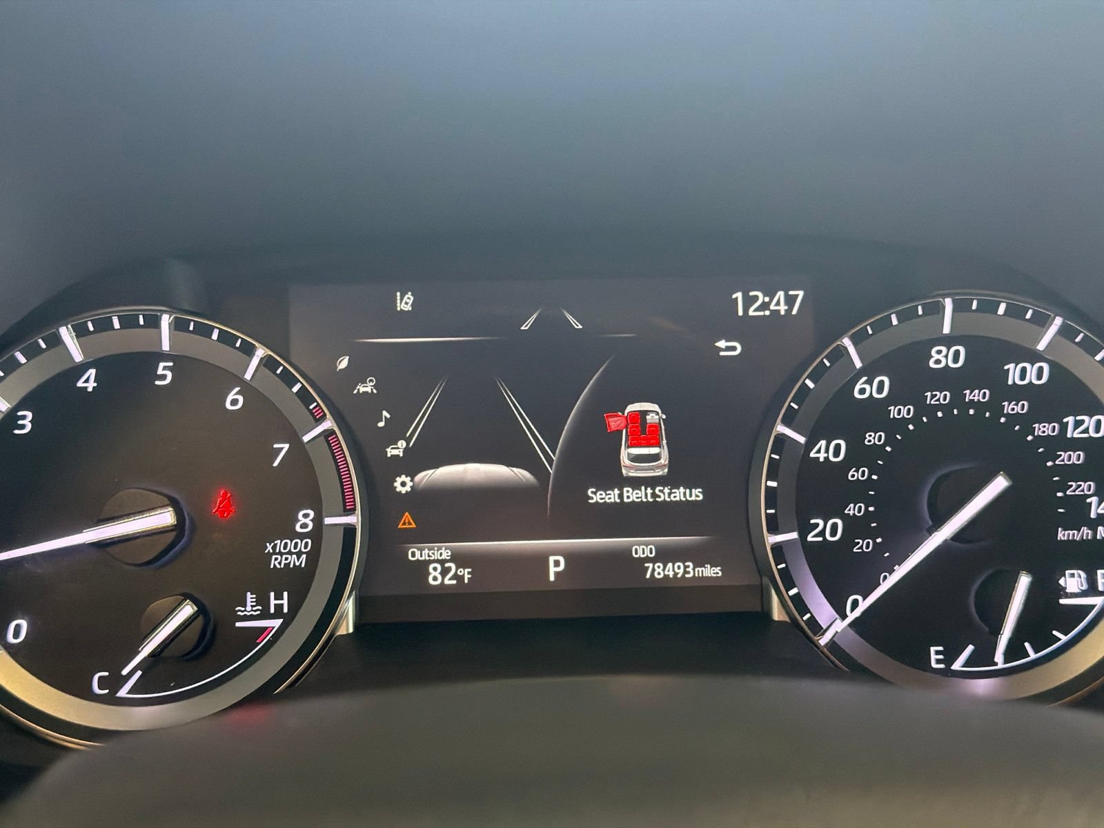 Used 2022 Toyota Highlander XLE AWD/4WD image 24