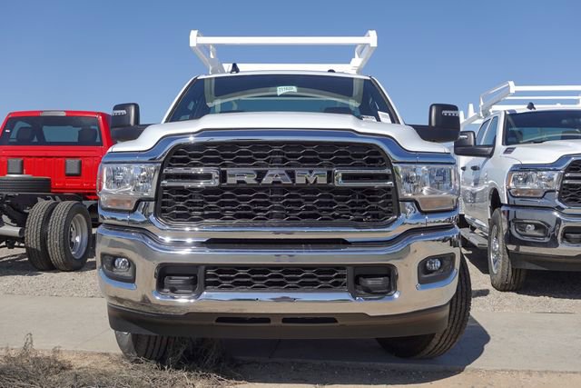 New 2024 RAM 3500 Tradesman w/ Chrome Appearance Group video 2