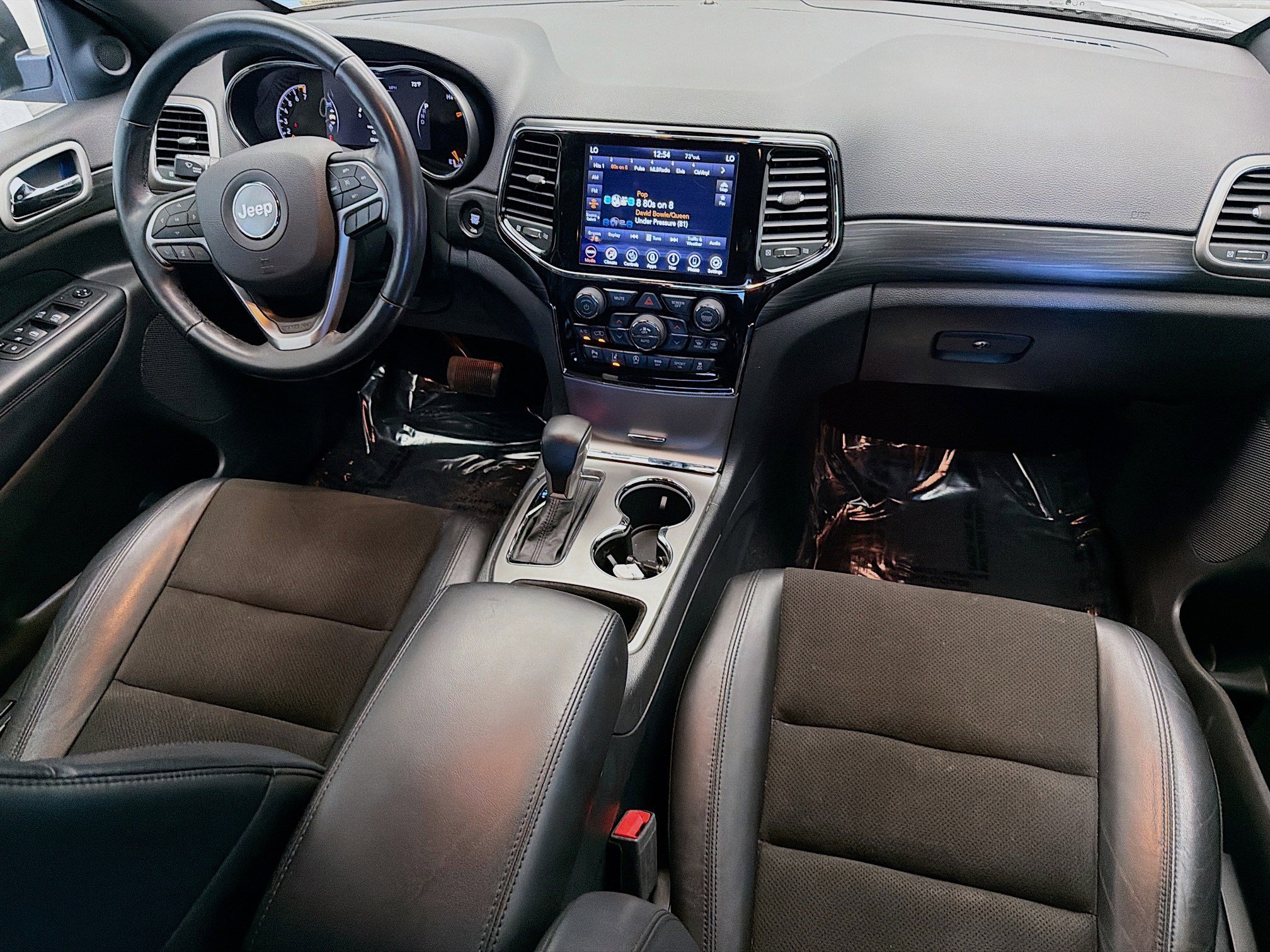 Used 2020 Jeep Grand Cherokee Altitude image 12