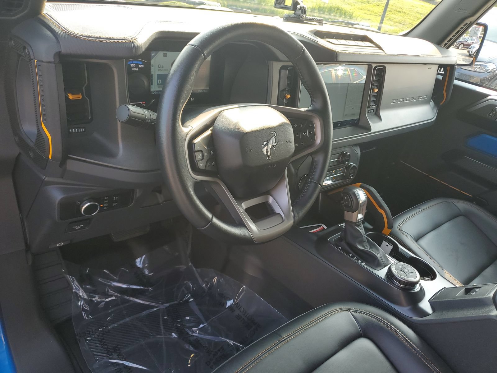 Used 2024 Ford Bronco Badlands AWD/4WD image 8