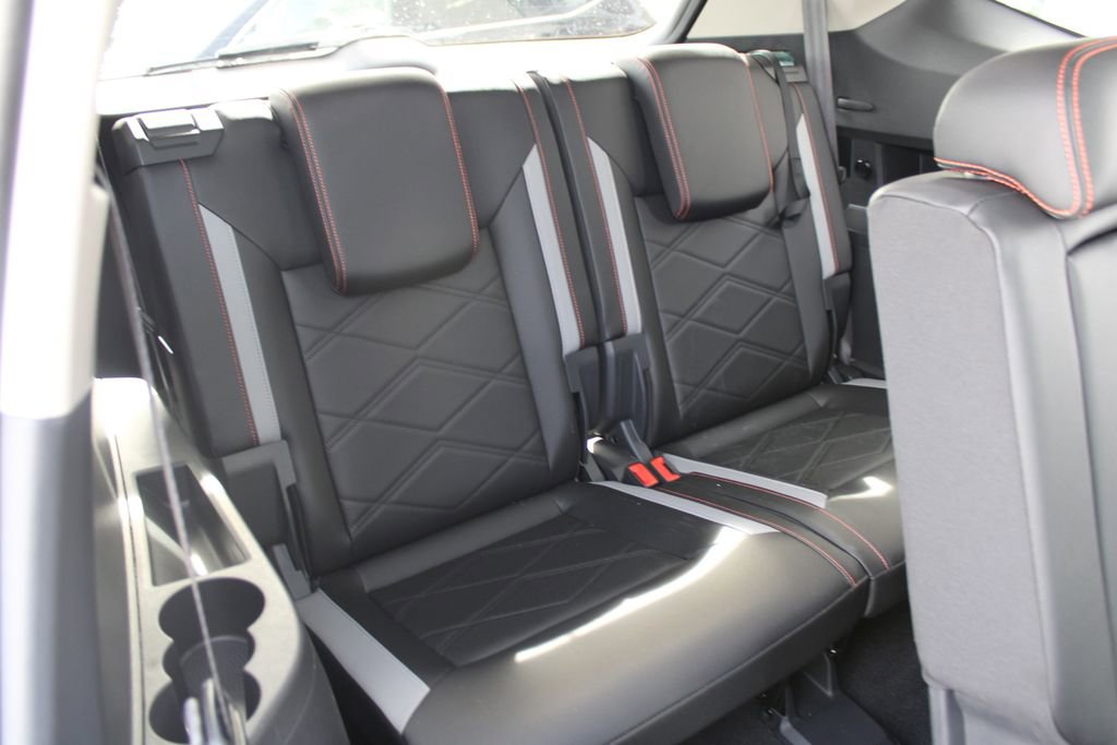 Certified 2025 Volkswagen Atlas Peak Edition SE image 26