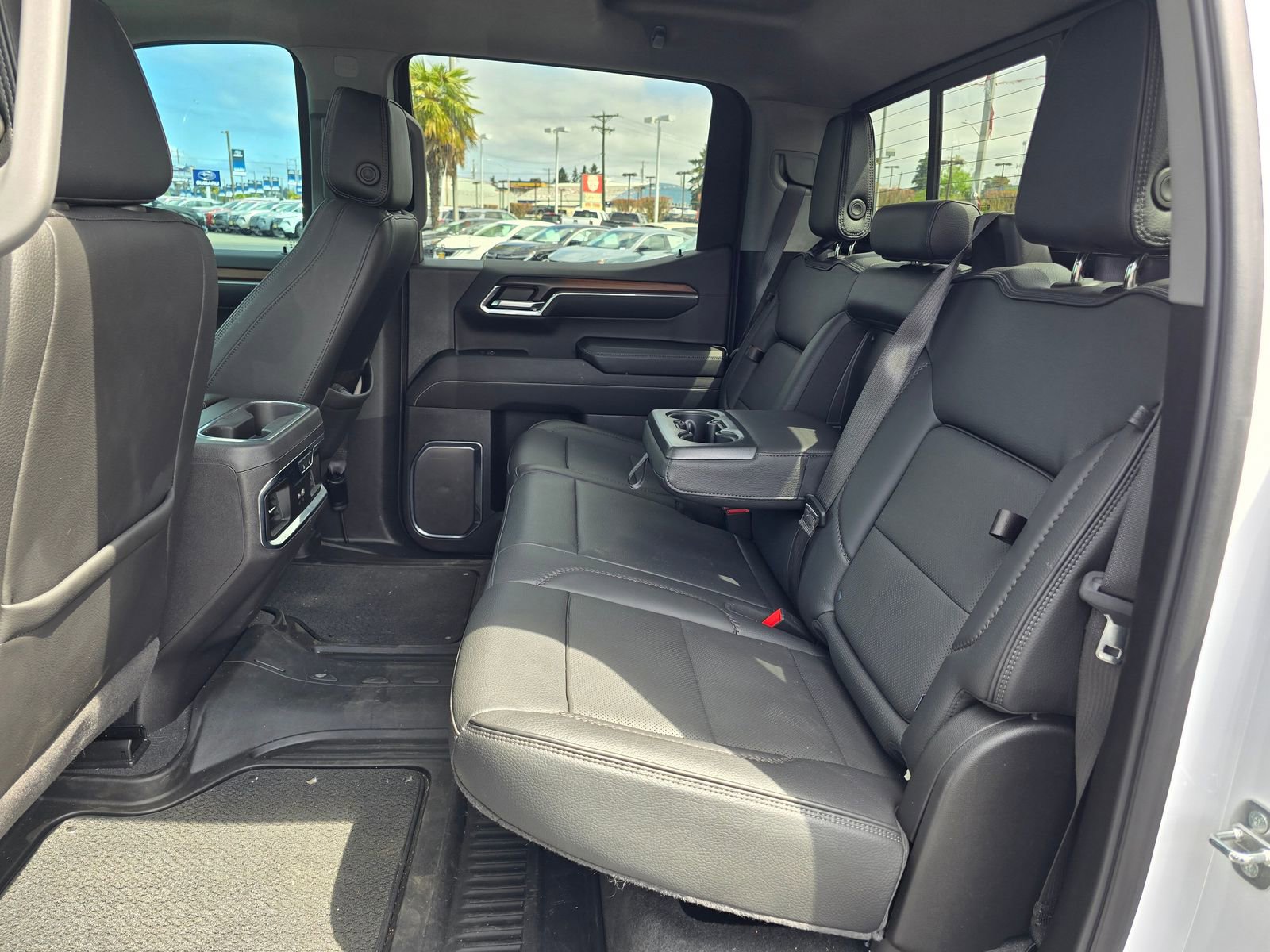 Used 2024 GMC Sierra 1500 Denali w/ Technology Package AWD/4WD image 39