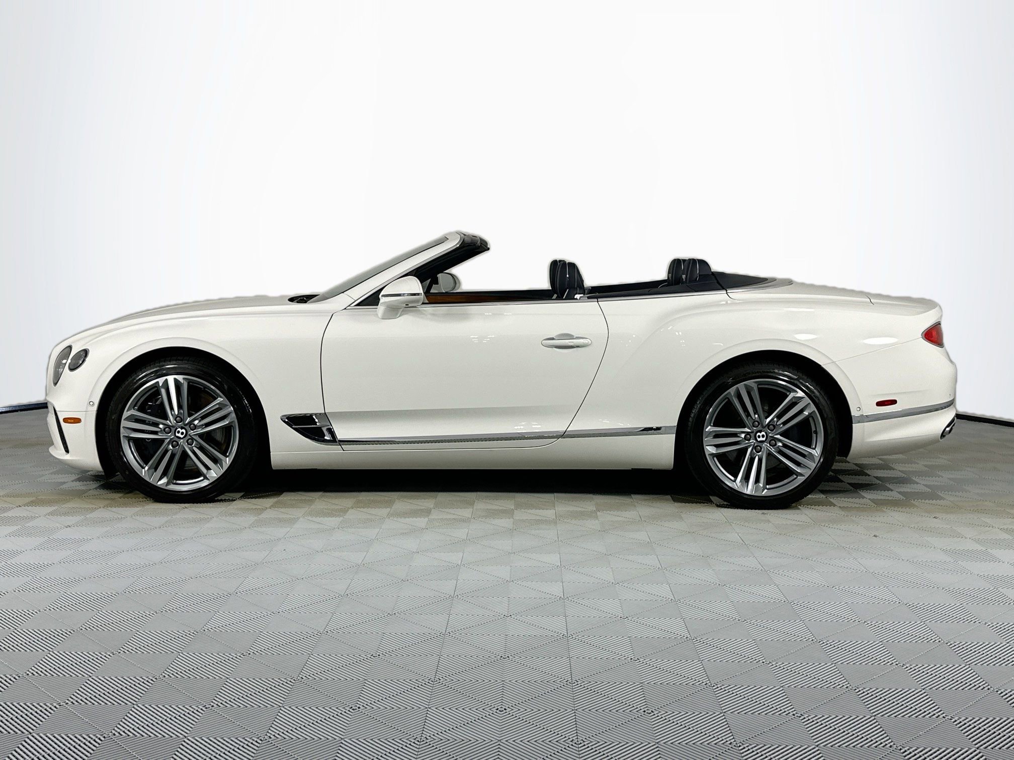 Certified 2023 Bentley Continental GT Mulliner image 11