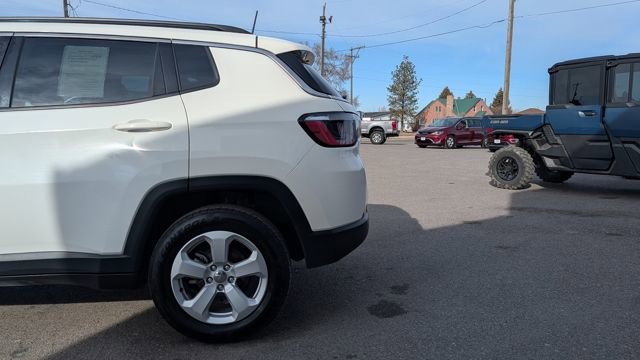 Used 2021 Jeep Compass Latitude w/ Convenience Group AWD/4WD image 11