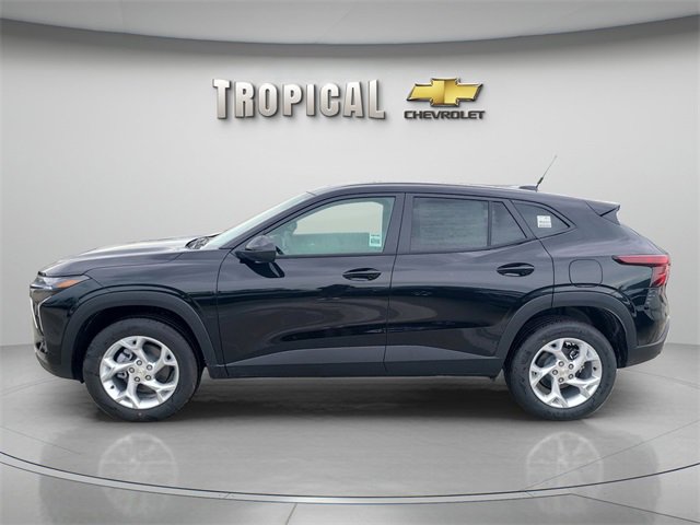 New 2026 Chevrolet Trax LS w/ LS Convenience Package image 2