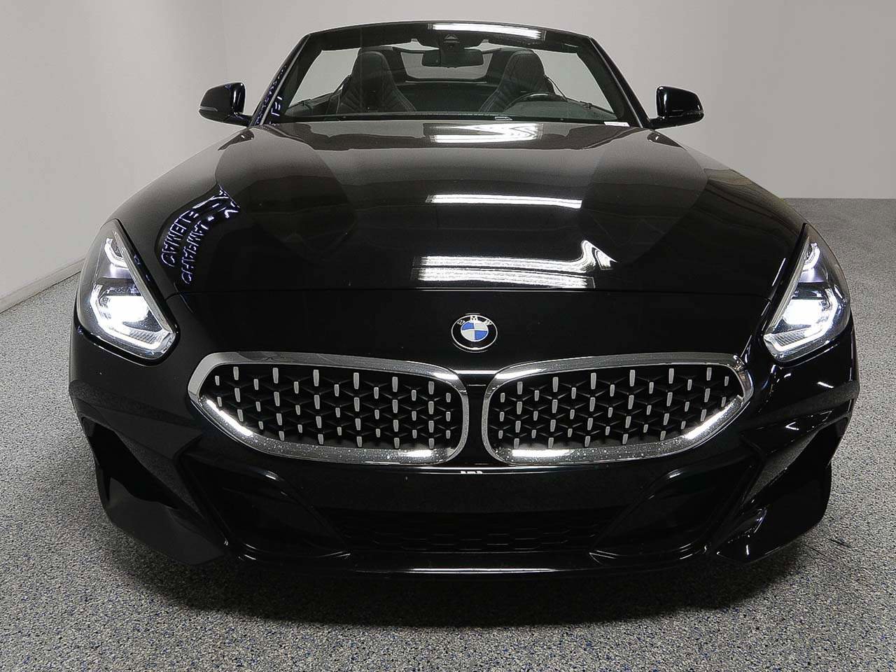 Used 2019 BMW Z4 sDrive30i w/ M Sport Package image 3