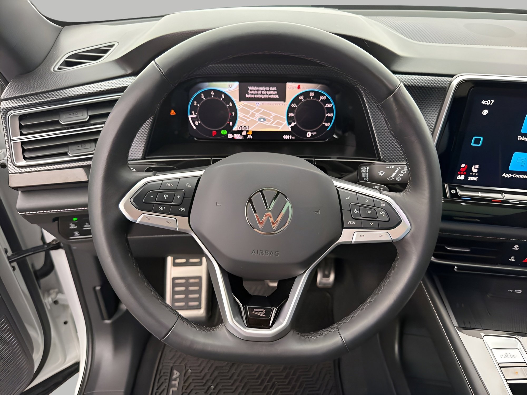 Used 2025 Volkswagen Atlas Cross Sport SEL Premium R-Line image 13