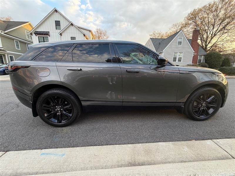 Used 2018 Land Rover Range Rover Velar R-Dynamic SE AWD/4WD image 7