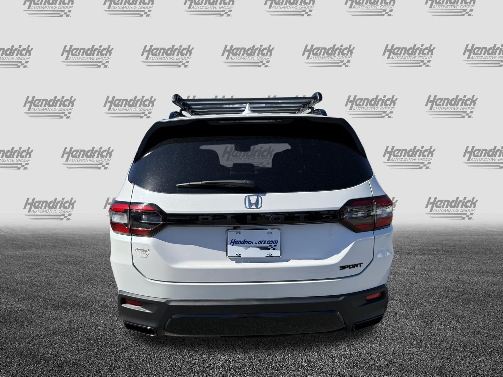 New 2026 Honda Pilot Sport image 9