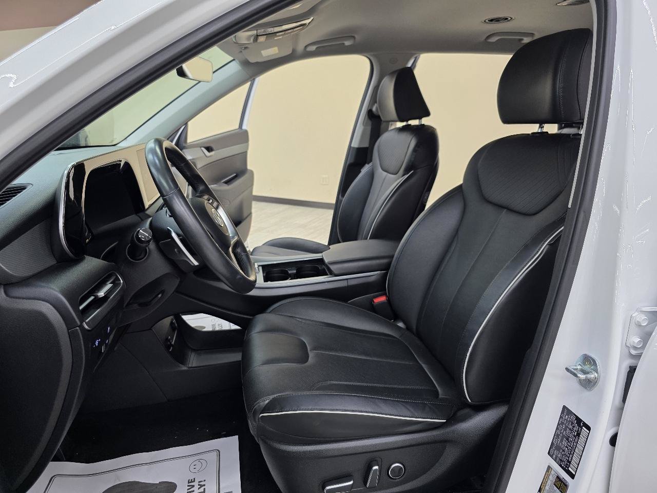 Used 2025 Hyundai Palisade SEL FWD image 18