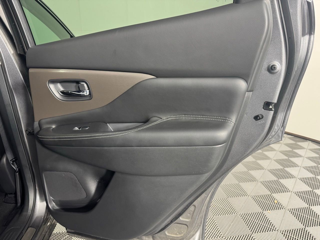 Used 2023 Nissan Murano SL w/ SL Moonroof Package FWD image 29