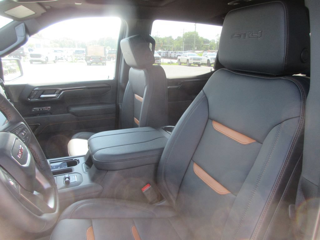 New 2026 GMC Sierra 1500 AT4 w/ AT4 Premium Package AWD/4WD image 12