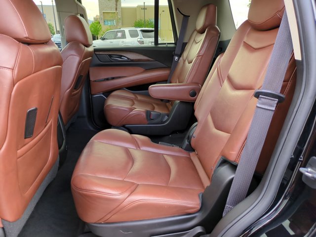 Used 2015 Cadillac Escalade Premium AWD/4WD image 20