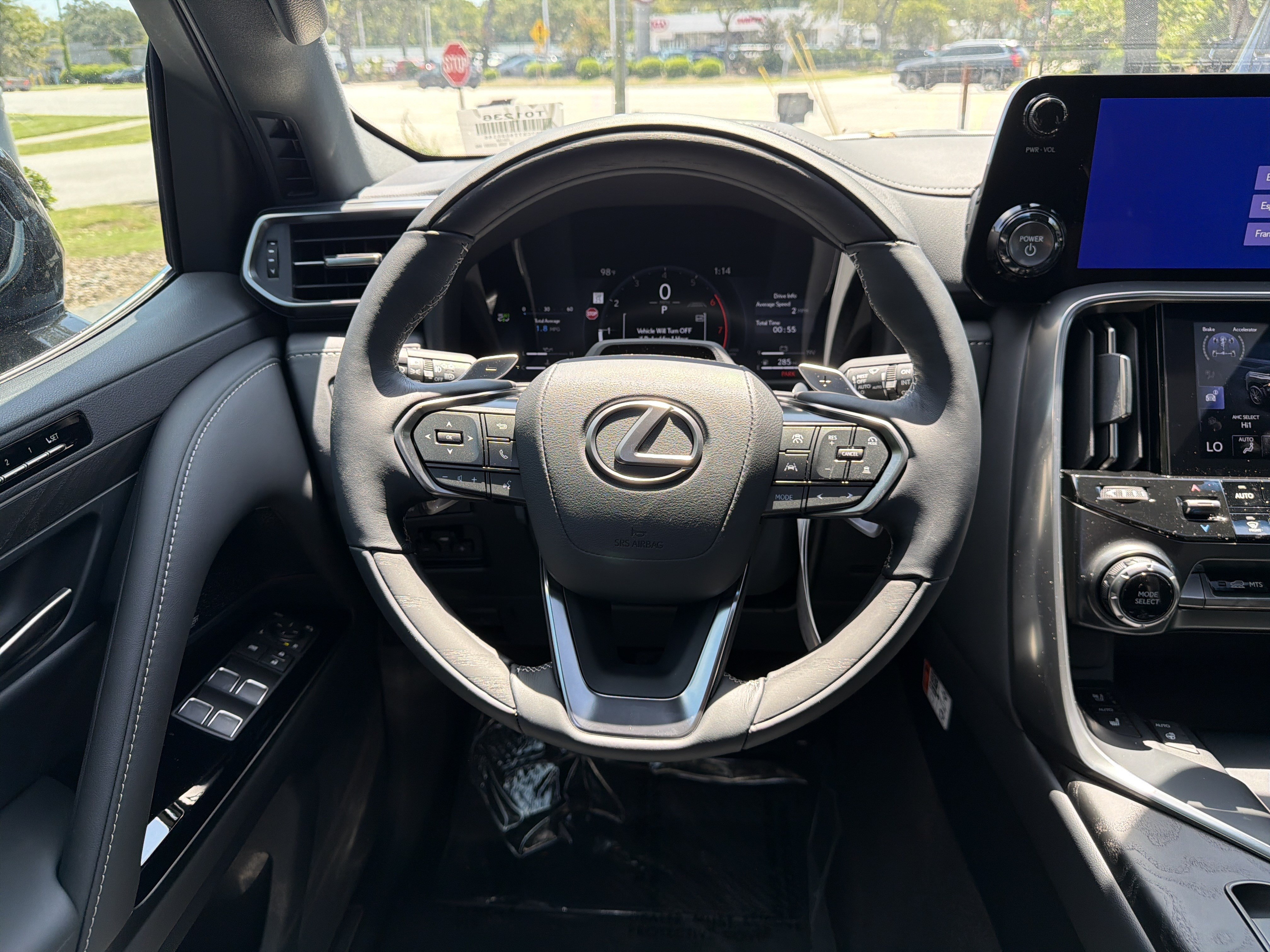 New 2026 Lexus LX 700h Luxury AWD/4WD image 23