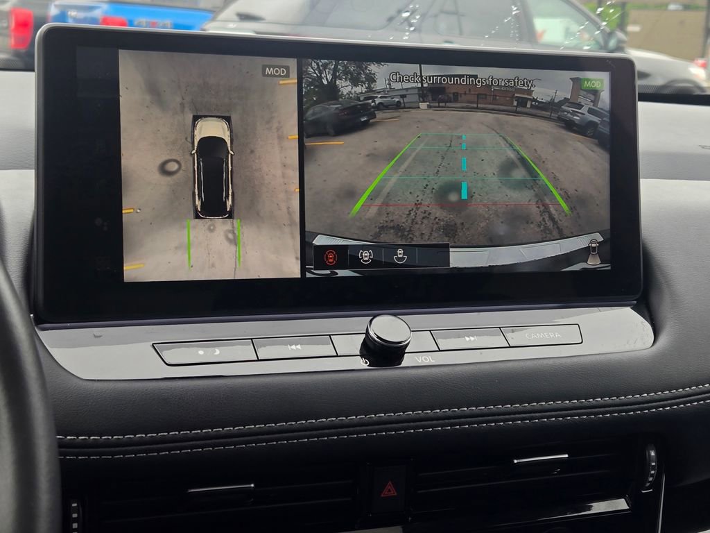 Used 2024 Nissan Rogue SL w/ SL Premium Package image 39