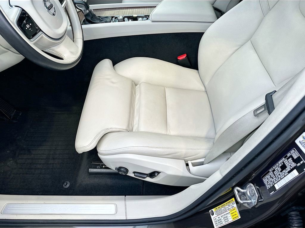 Used 2020 Volvo XC60 T5 Inscription w/ Protection Package Premier FWD image 21