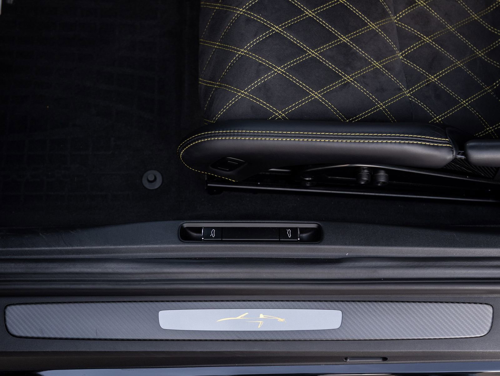 Certified 2025 Porsche 718 Boxster Spyder RS image 21