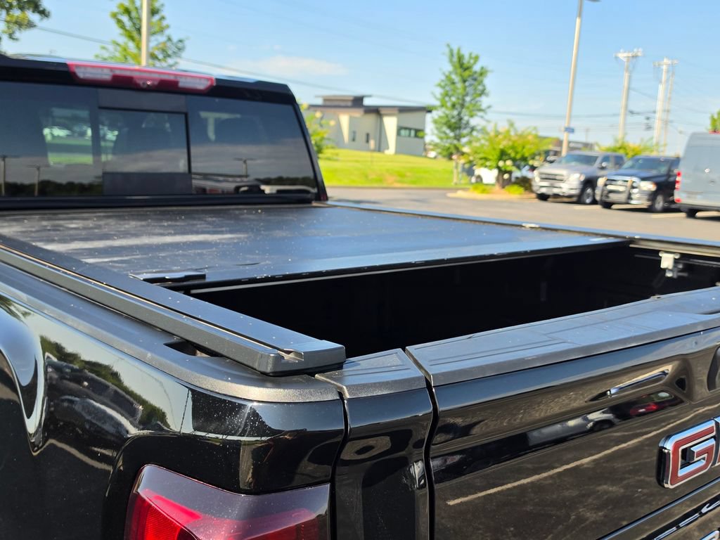 Used 2023 GMC Sierra 2500 AT4 w/ AT4 Premium Plus Package AWD/4WD image 11