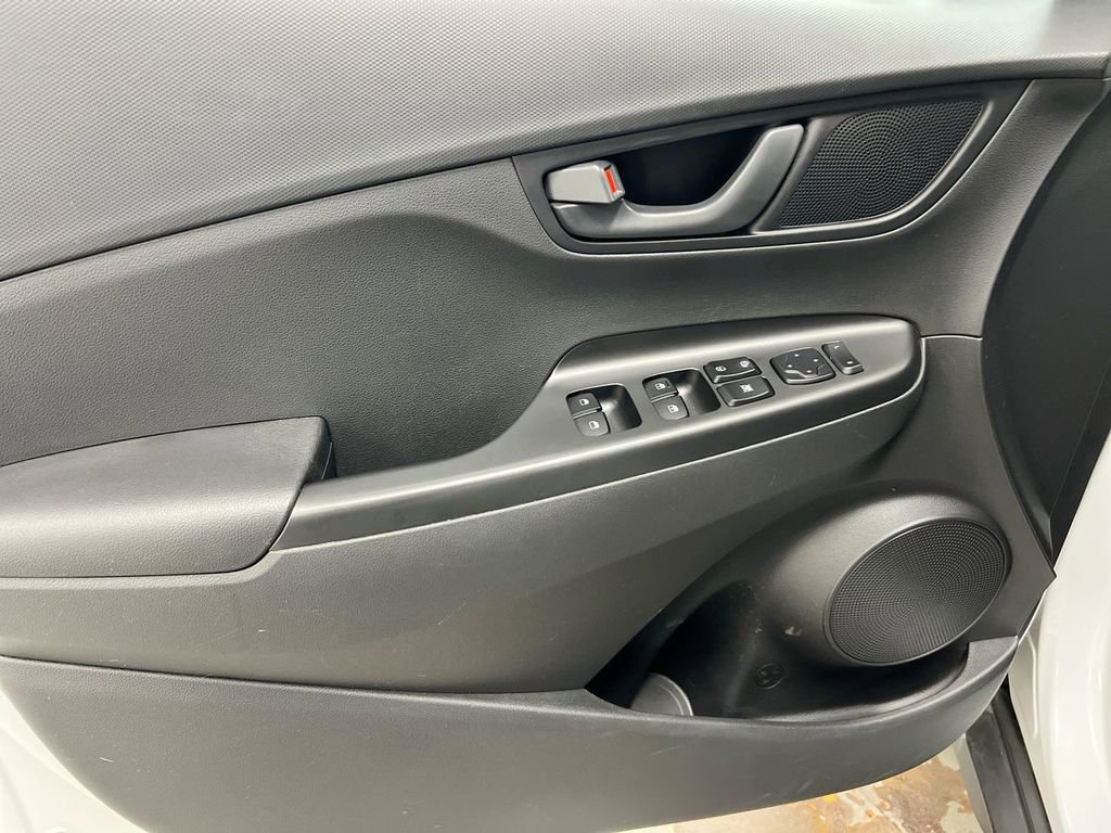 Used 2021 Hyundai Kona SEL FWD image 19