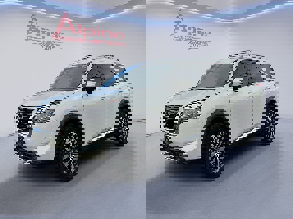 Used 2022 Nissan Pathfinder Platinum w/ Cargo Package