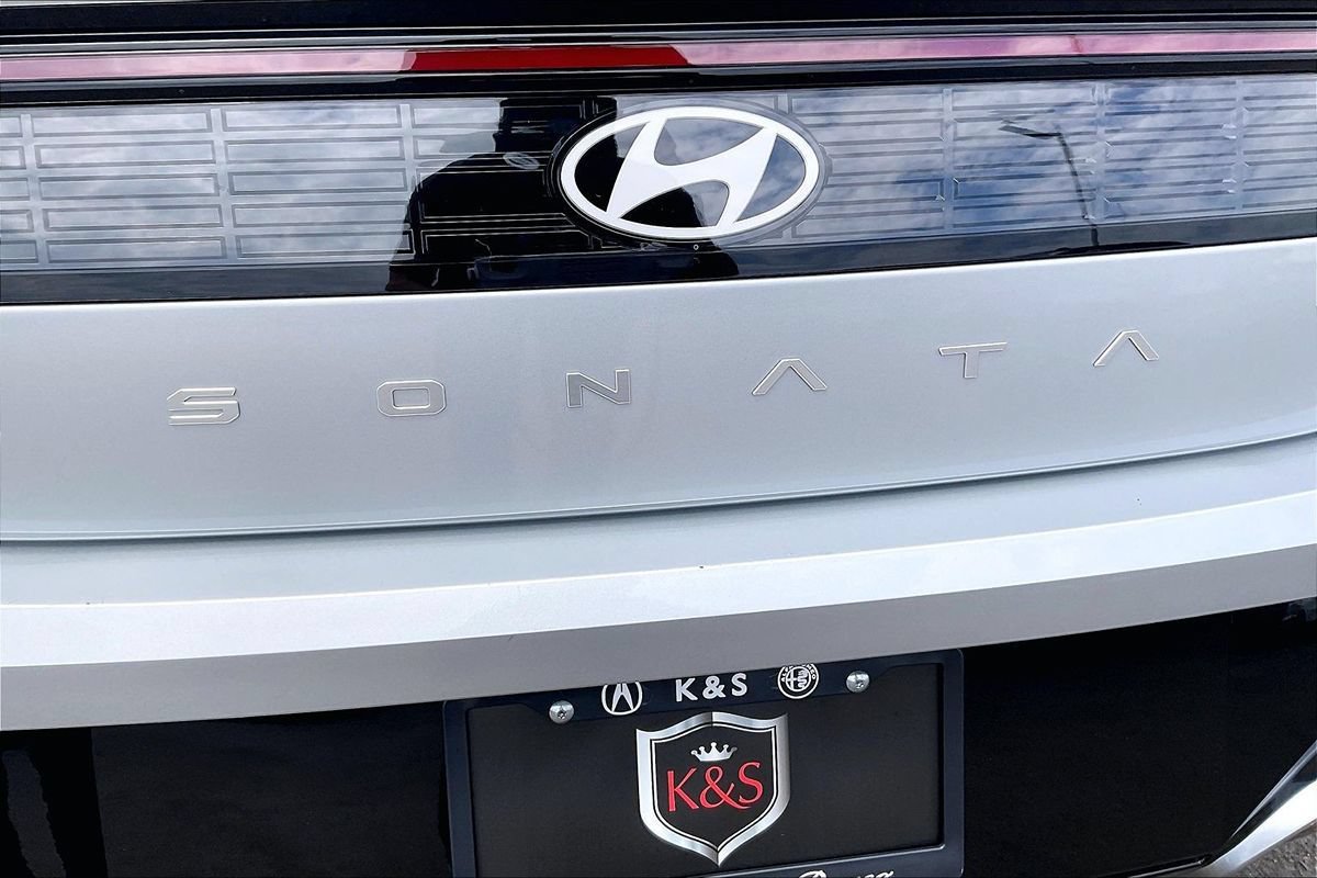 Used 2025 Hyundai Sonata SEL FWD image 16