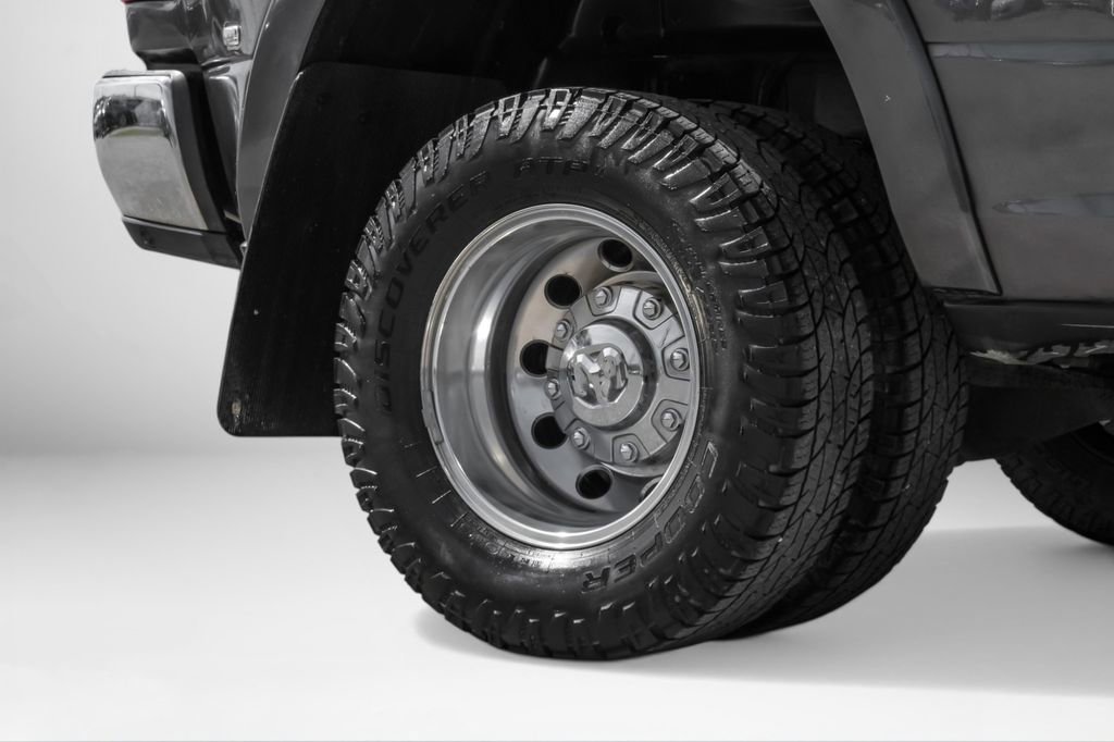 Used 2020 RAM 3500 Laramie image 62