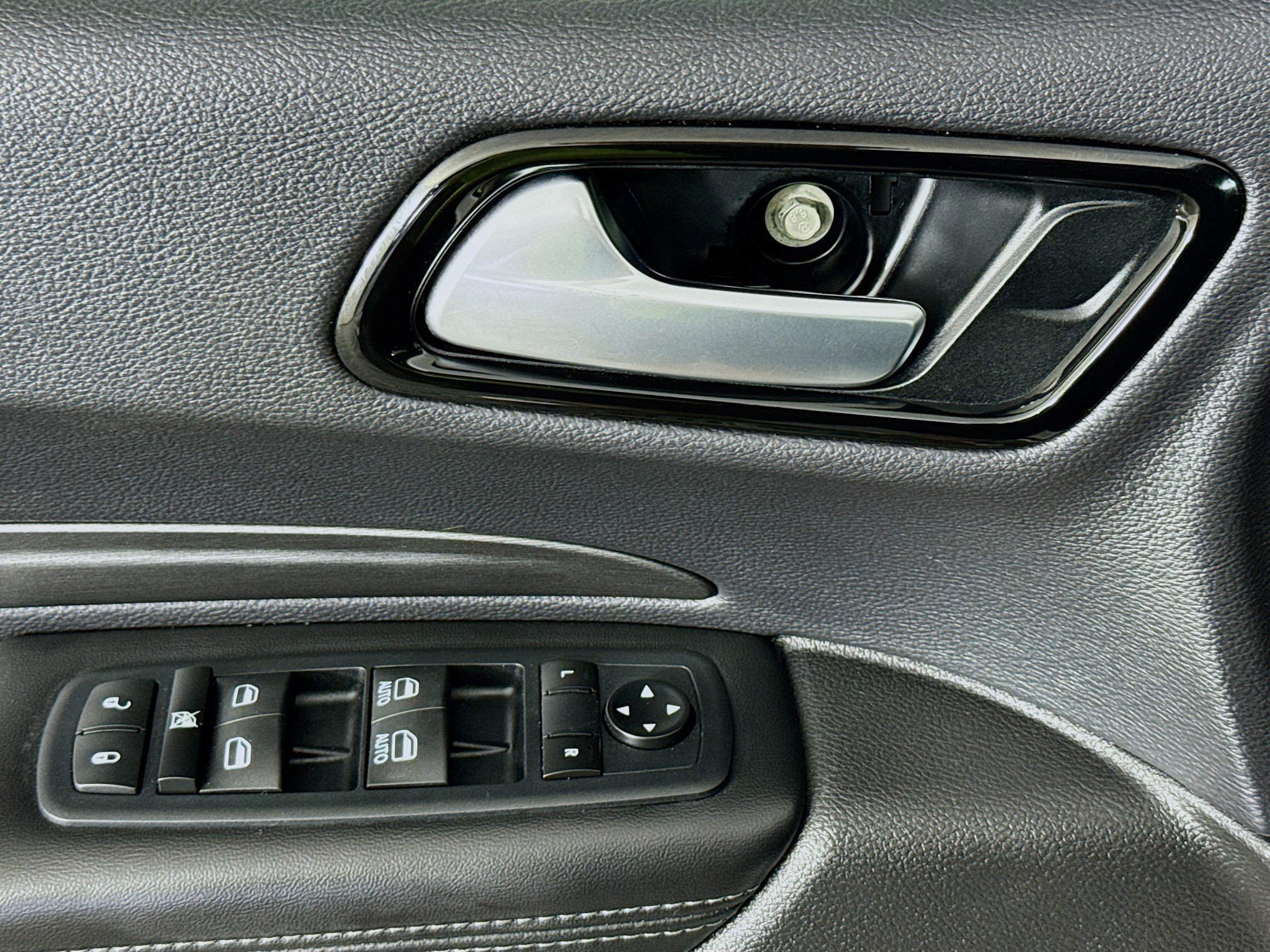 Used 2021 Dodge Durango SXT RWD image 22