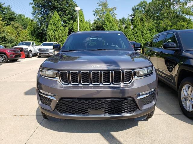 New 2025 Jeep Grand Cherokee Limited image 2