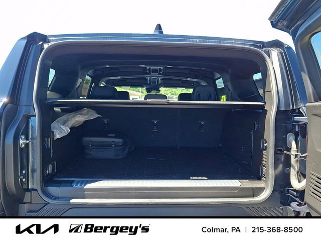 Used 2025 GMC Hummer EV 3X w/ LPO, Cargo Utility Package AWD/4WD image 31