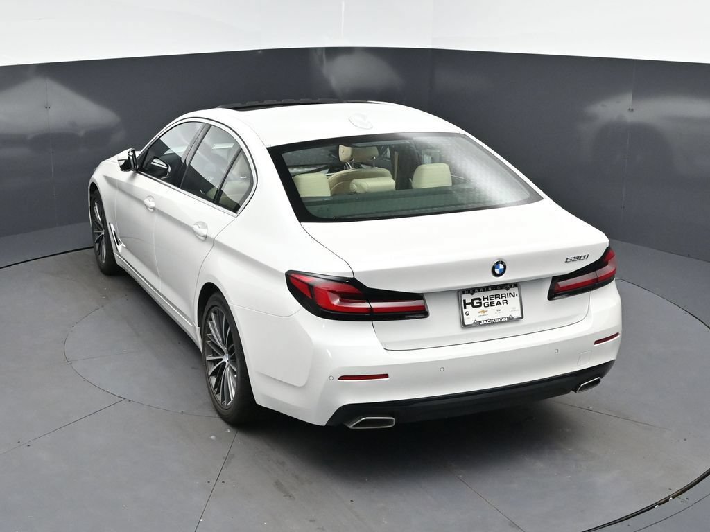 Certified 2023 BMW 530i w/ Premium Package RWD image 33