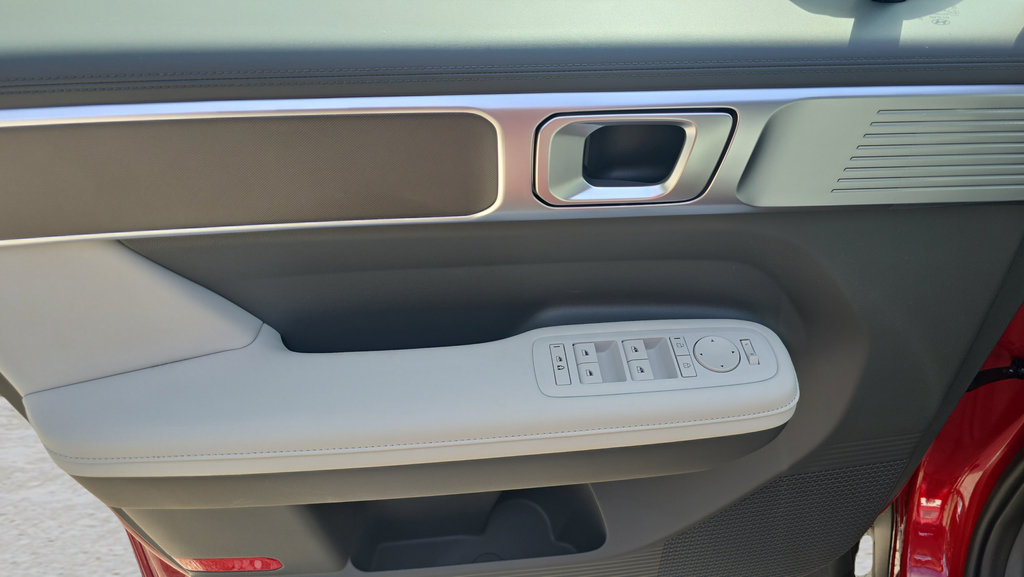 New 2026 Hyundai Santa Fe SEL AWD/4WD image 16