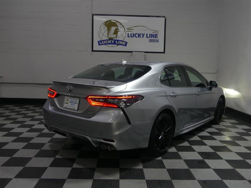 Used 2023 Toyota Camry XSE FWD image 10