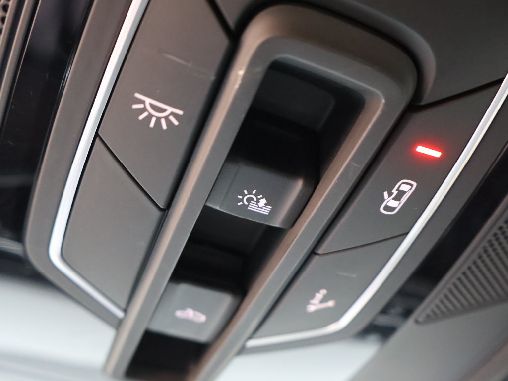 Used 2022 Audi SQ8 Premium Plus AWD/4WD image 30