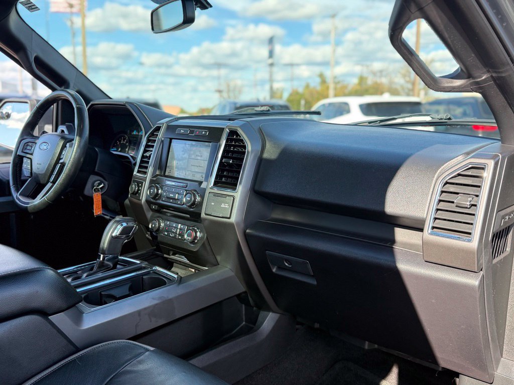 Used 2016 Ford F150 XLT w/ Equipment Group 302A Luxury AWD/4WD image 16