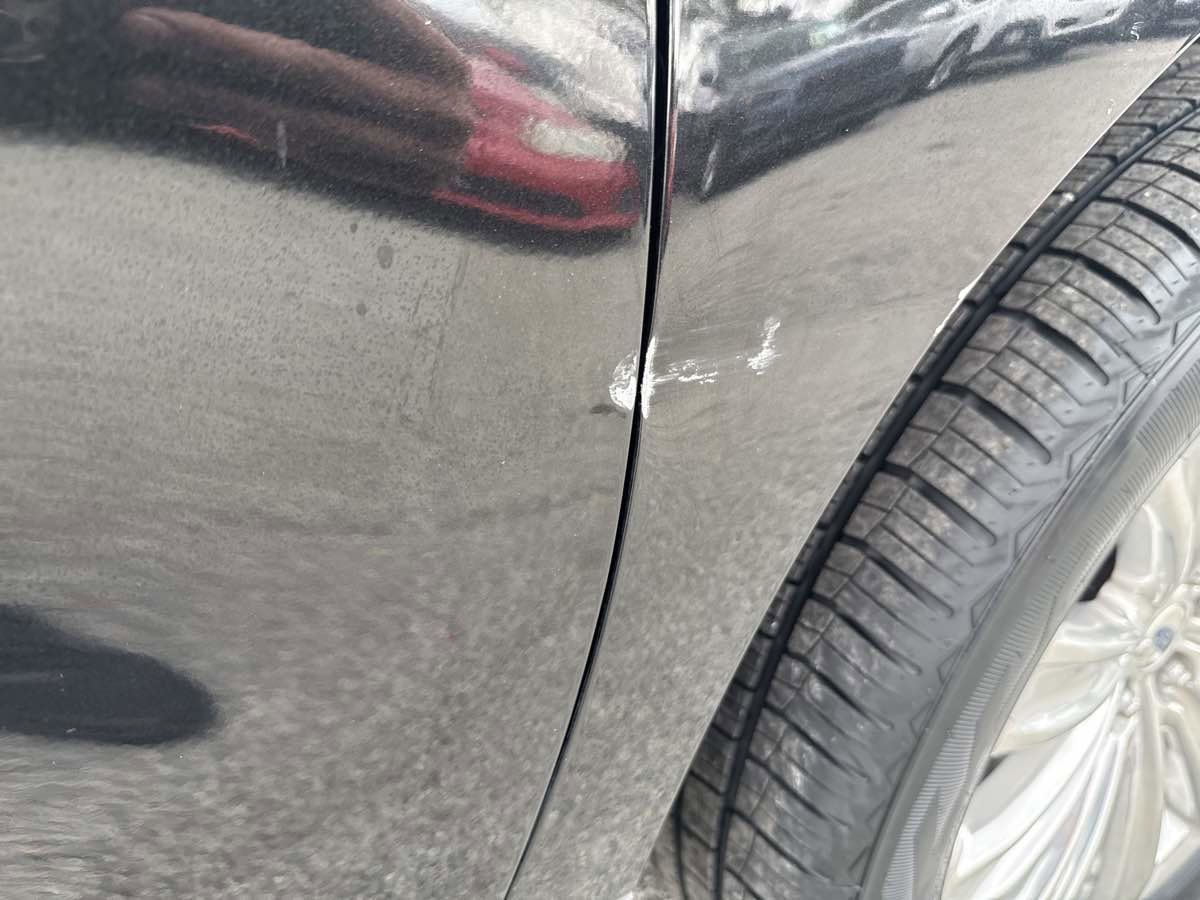 Used 2013 Ford Edge SEL image 38