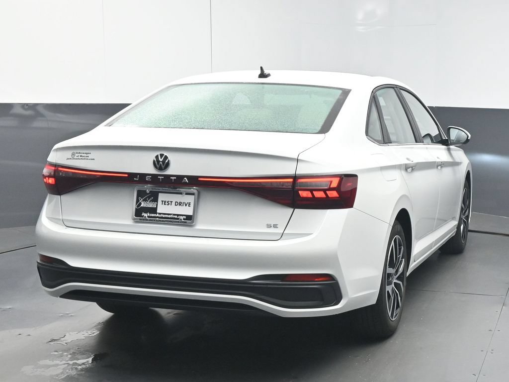 New 2026 Volkswagen Jetta SE FWD image 7