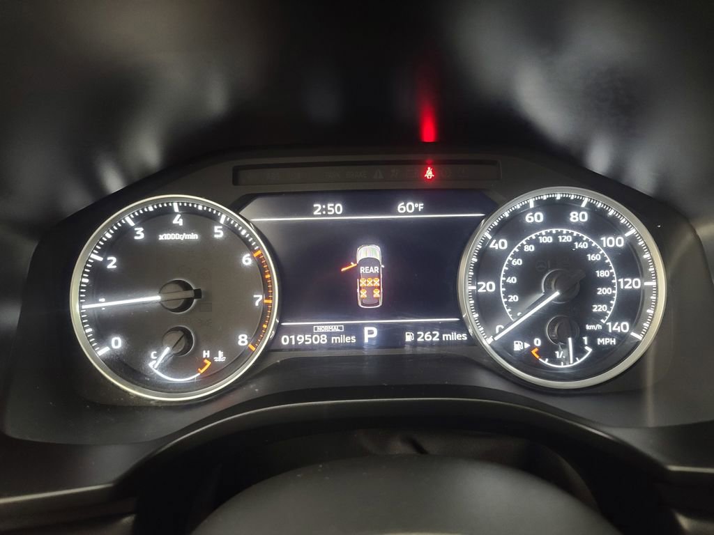 Used 2025 Mitsubishi Outlander SE image 29