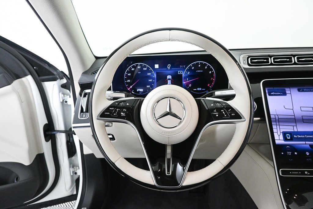 Certified 2022 Mercedes-Benz S 500 4MATIC image 2