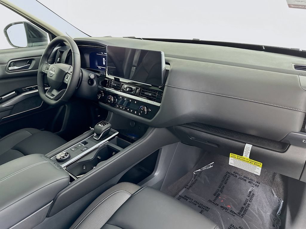 New 2026 Nissan Pathfinder SL w/ SL Premium Package AWD/4WD image 38