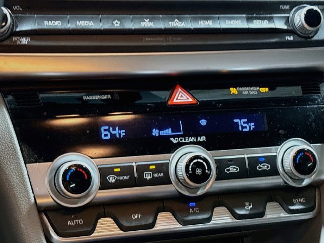 Used 2020 Hyundai Elantra SEL FWD image 16