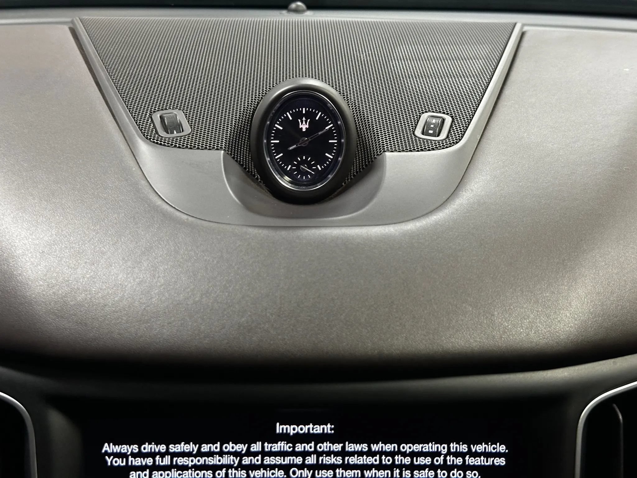 Used 2019 Maserati Levante GranLusso AWD/4WD image 36