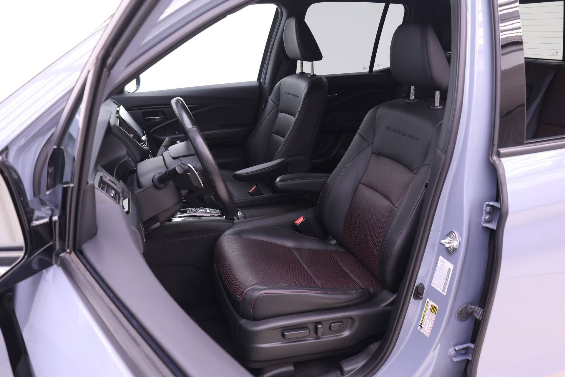 Certified 2023 Honda Ridgeline Black Edition image 4