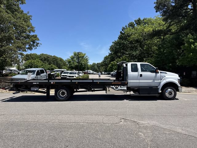 New 2026 Ford F650 2WD SuperCab Super Duty image 9