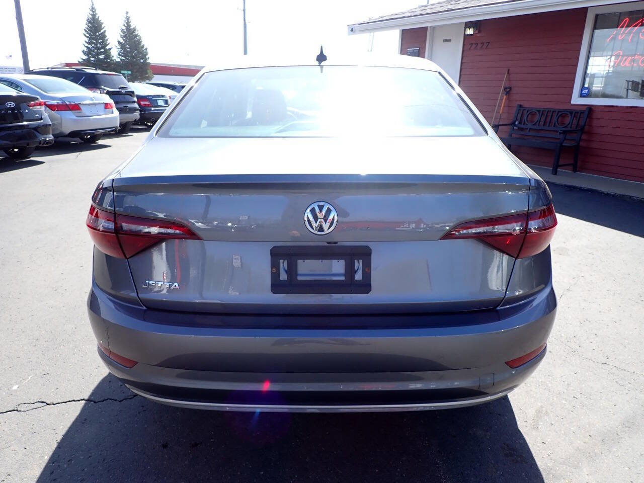 Used 2020 Volkswagen Jetta SE FWD image 5