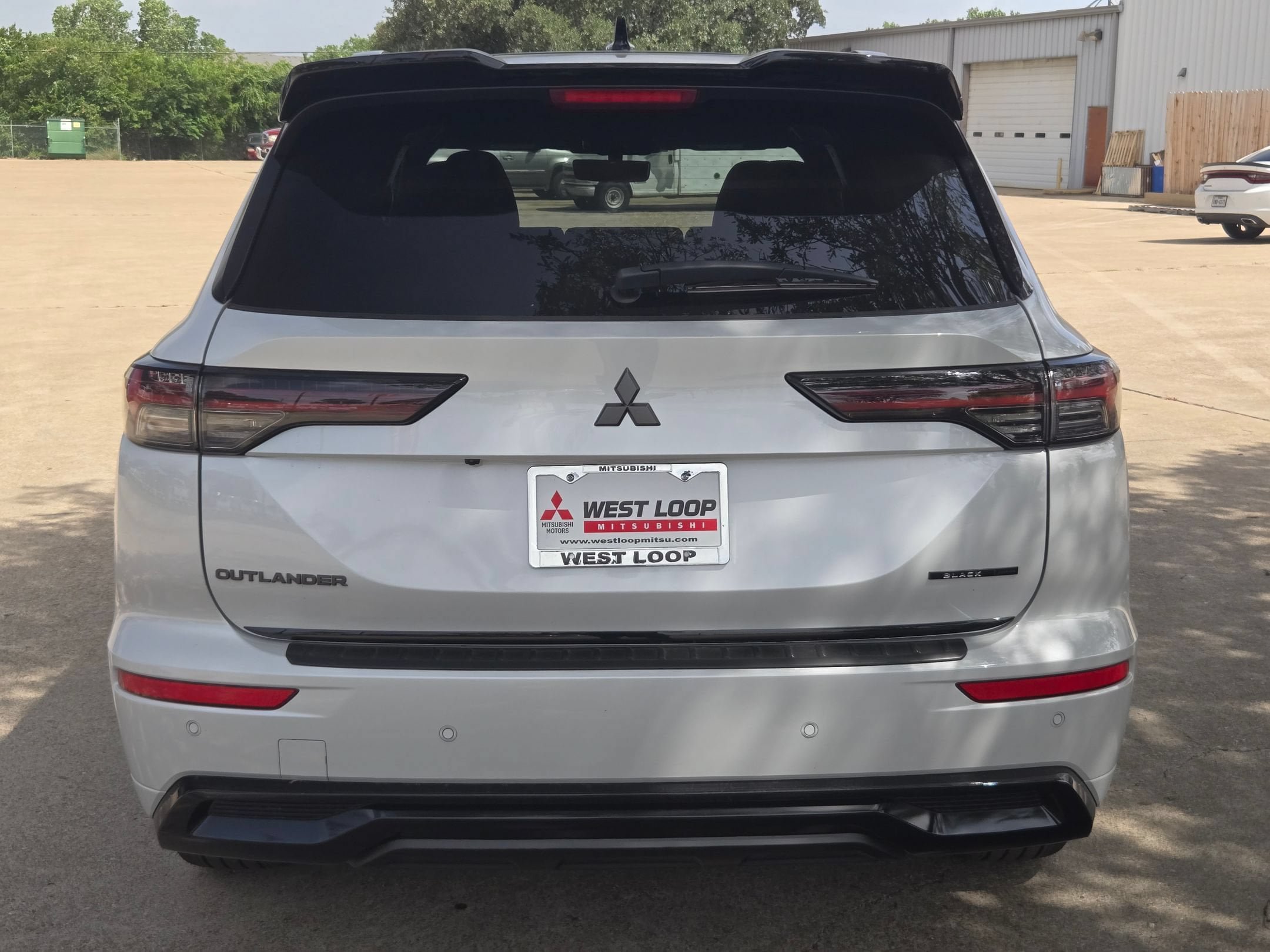 New 2026 Mitsubishi Outlander SEL Black Edition FWD image 5