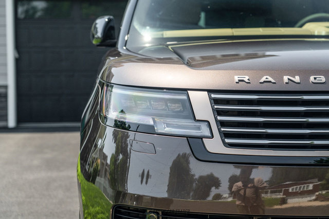 Used 2025 Land Rover Range Rover SV AWD/4WD image 61